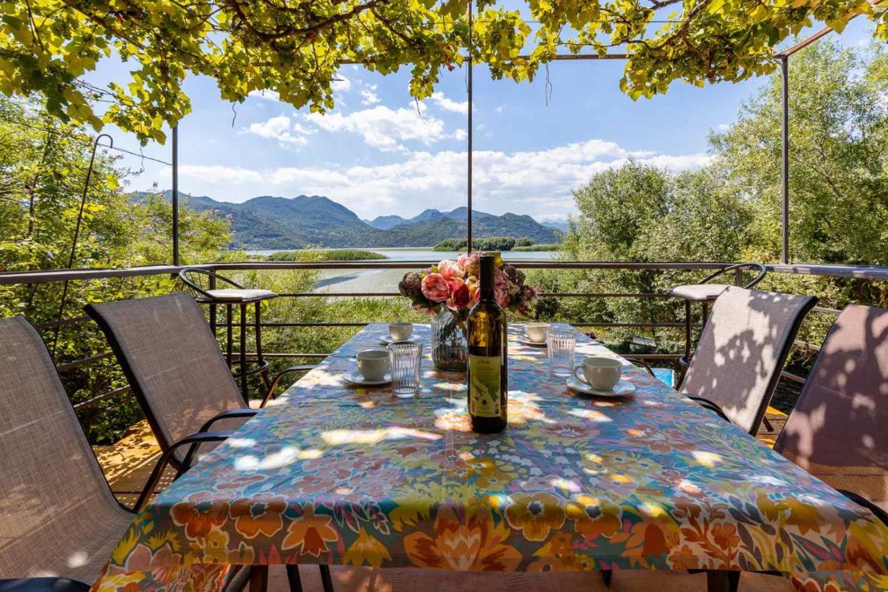 Lake House Buric Vranjina Ngoại thất bức ảnh