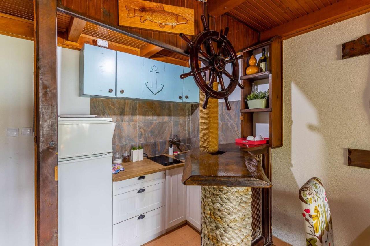 Lake House Buric Vranjina Ngoại thất bức ảnh