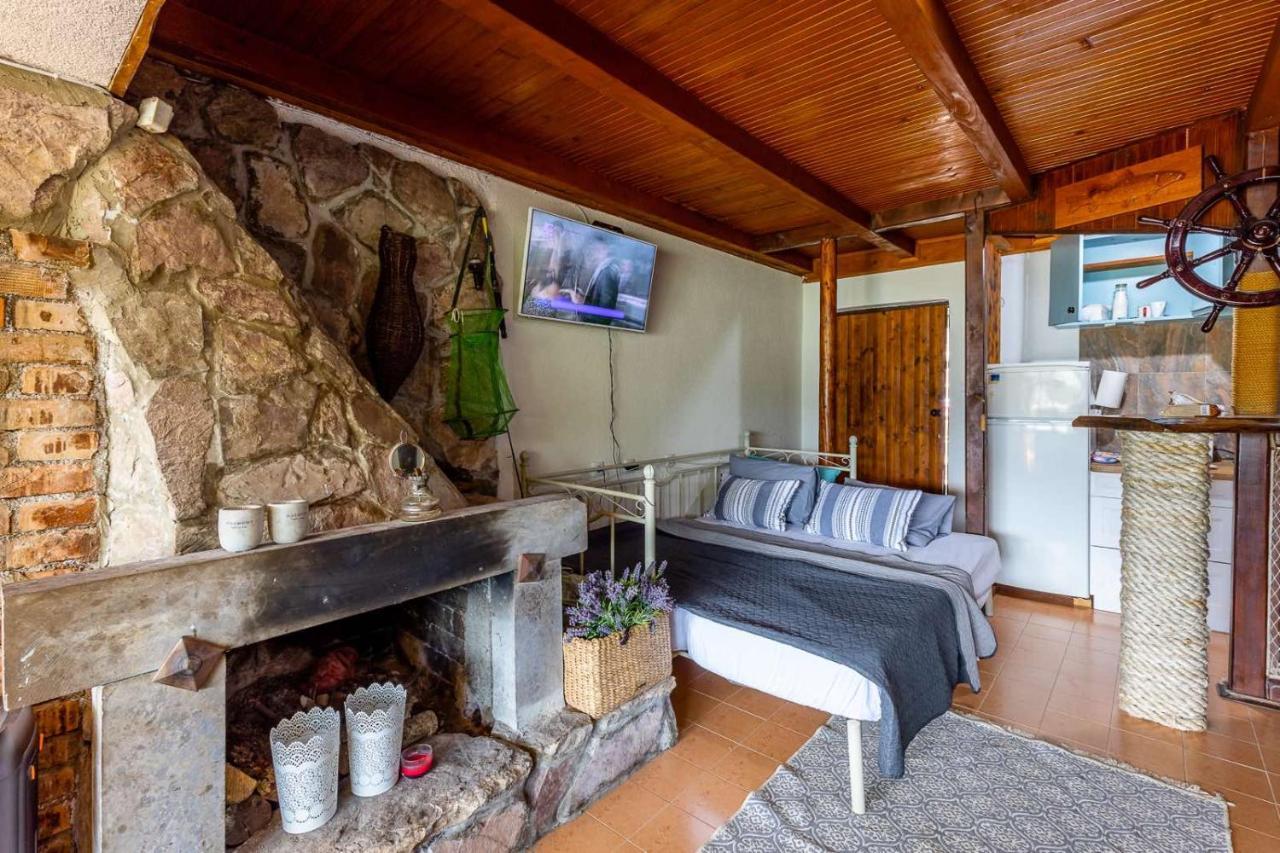 Lake House Buric Vranjina Ngoại thất bức ảnh