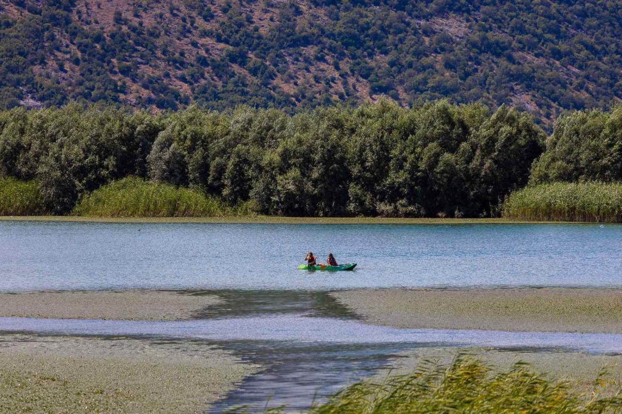Lake House Buric Vranjina Ngoại thất bức ảnh