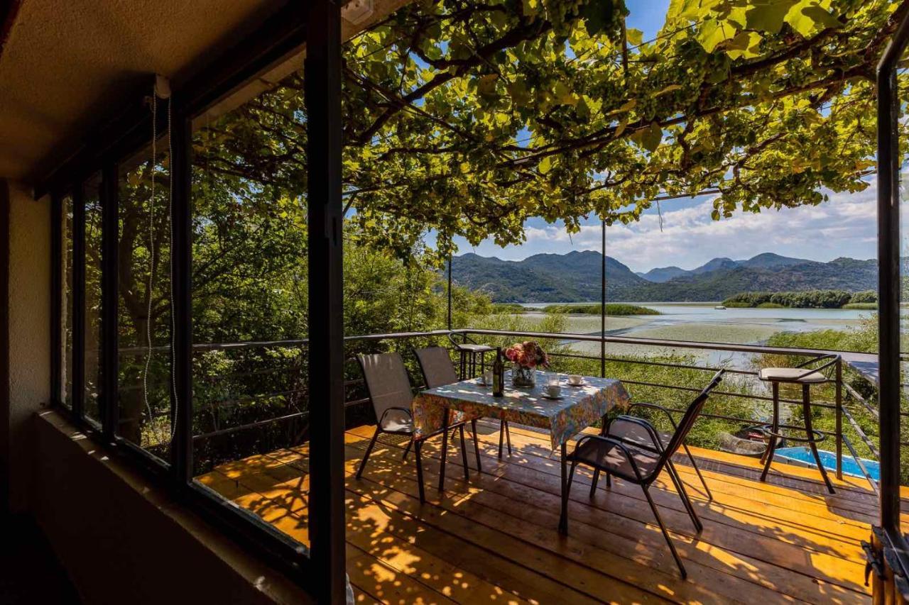 Lake House Buric Vranjina Ngoại thất bức ảnh